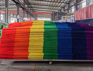 Kleuterschool regenboog kunstgras.jpg